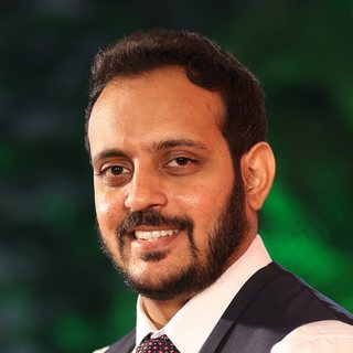Laksh Khamesra, webontwikkelaar bij fibronic